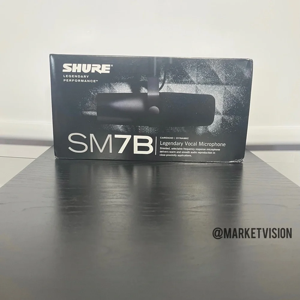 Shure SM7B Cardioid Dynamic Legendary Vocal Microphone